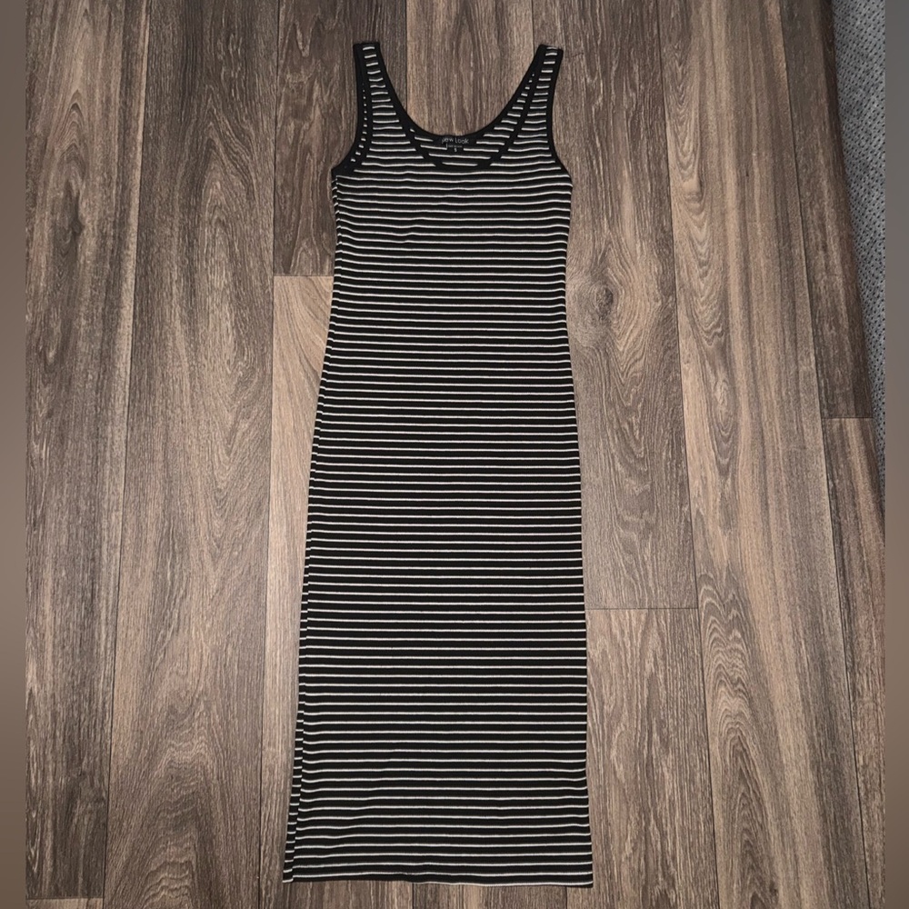 New Look Monochrome Striped Dress